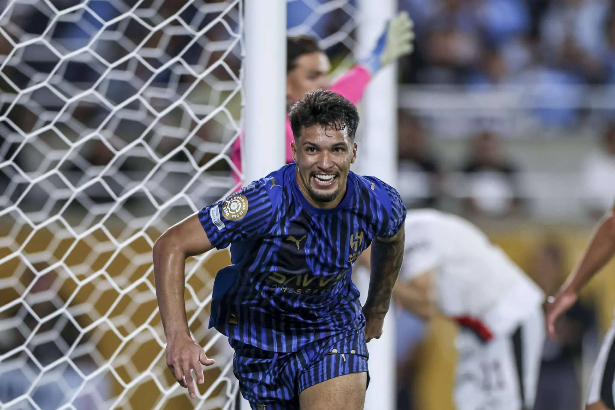 No melhor jogo do Mundial, brasileiros do Al-Hilal eliminam City em roteiro marcado na hist&oacute;ria