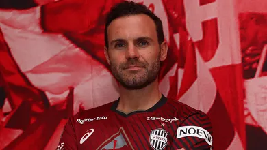 Mata refor&ccedil;a o elo do Vissel Kobe com a Espanha e chega com o trof&eacute;u no horizonte