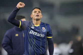 &lsquo;Quando Thiago Silva chegou, parecia que eu era o novato. Fiquei muito nervoso&rsquo;