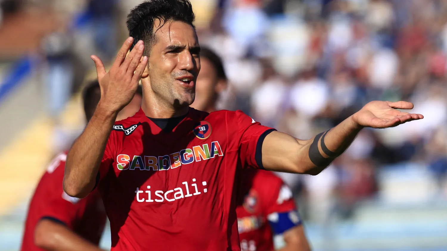 Nada melhor que fazer o gol do t&iacute;tulo, de bicicleta, nos &uacute;ltimos minutos do campeonato
