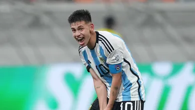 Derrota no profissional, derrota na base: Brasil vive inc&ocirc;moda freguesia para Argentina e&nbsp;cai&nbsp;no&nbsp;Mundial&nbsp;Sub-17