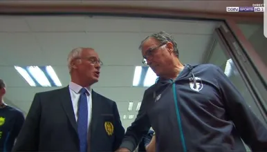 Sobrou considera&ccedil;&atilde;o no duelo entre Bielsa e Ranieri, dois personagens singulares do futebol