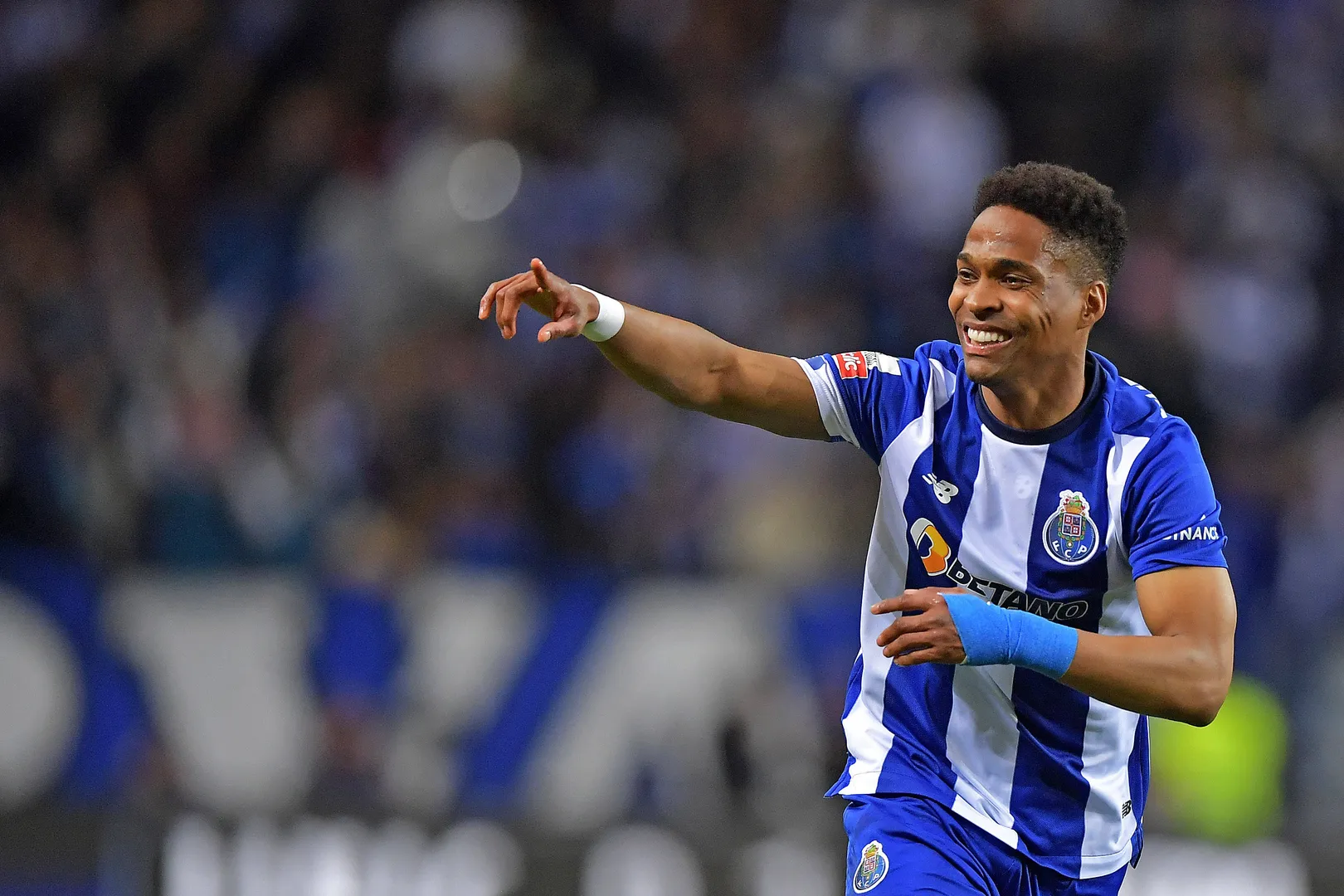 Wendell, em a&ccedil;&atilde;o pelo Porto