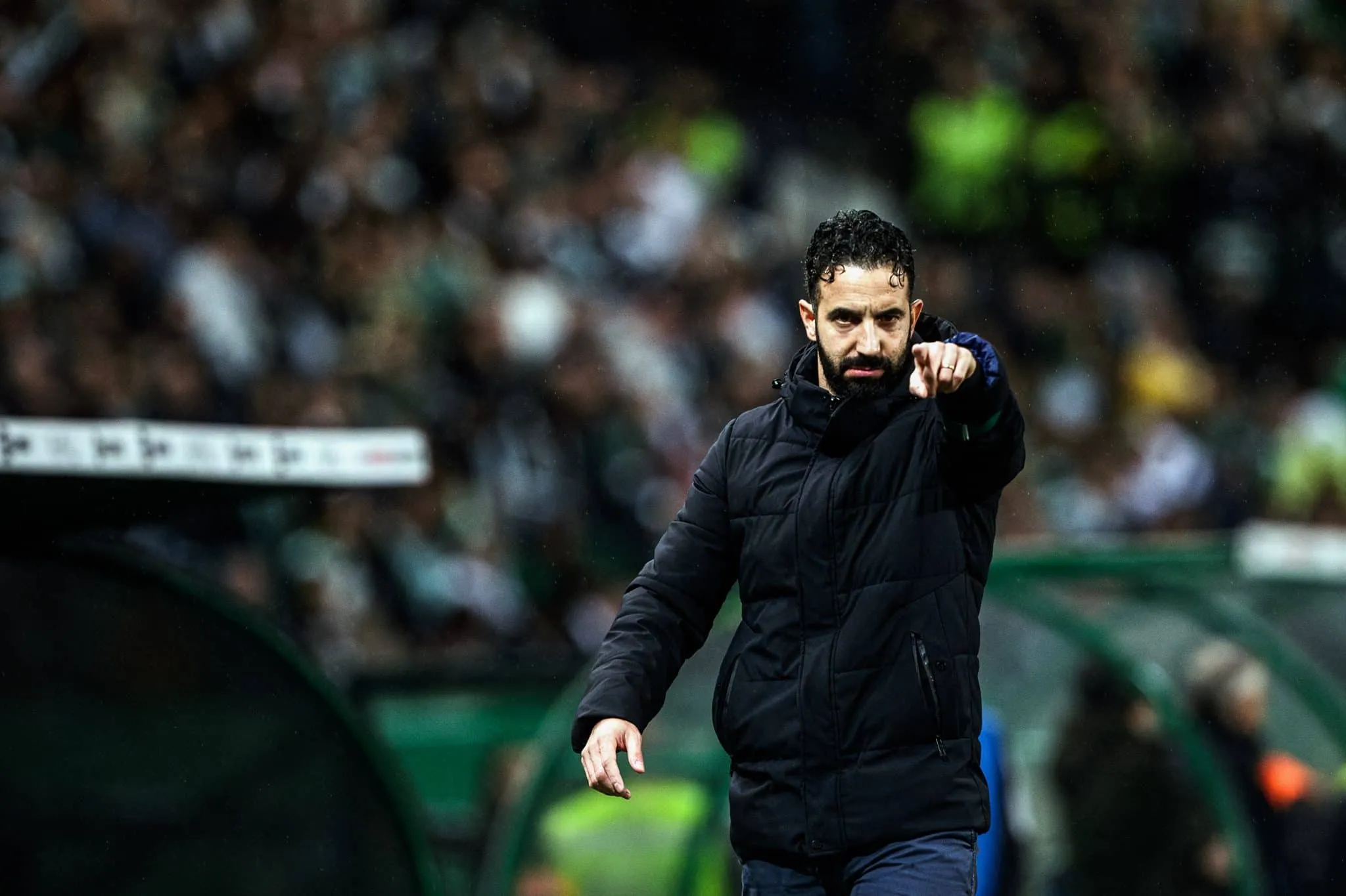 Al&eacute;m de Xabi Alonso: Liverpool usa dados para escolher novo t&eacute;cnico e j&aacute; tem outros dois candidatos