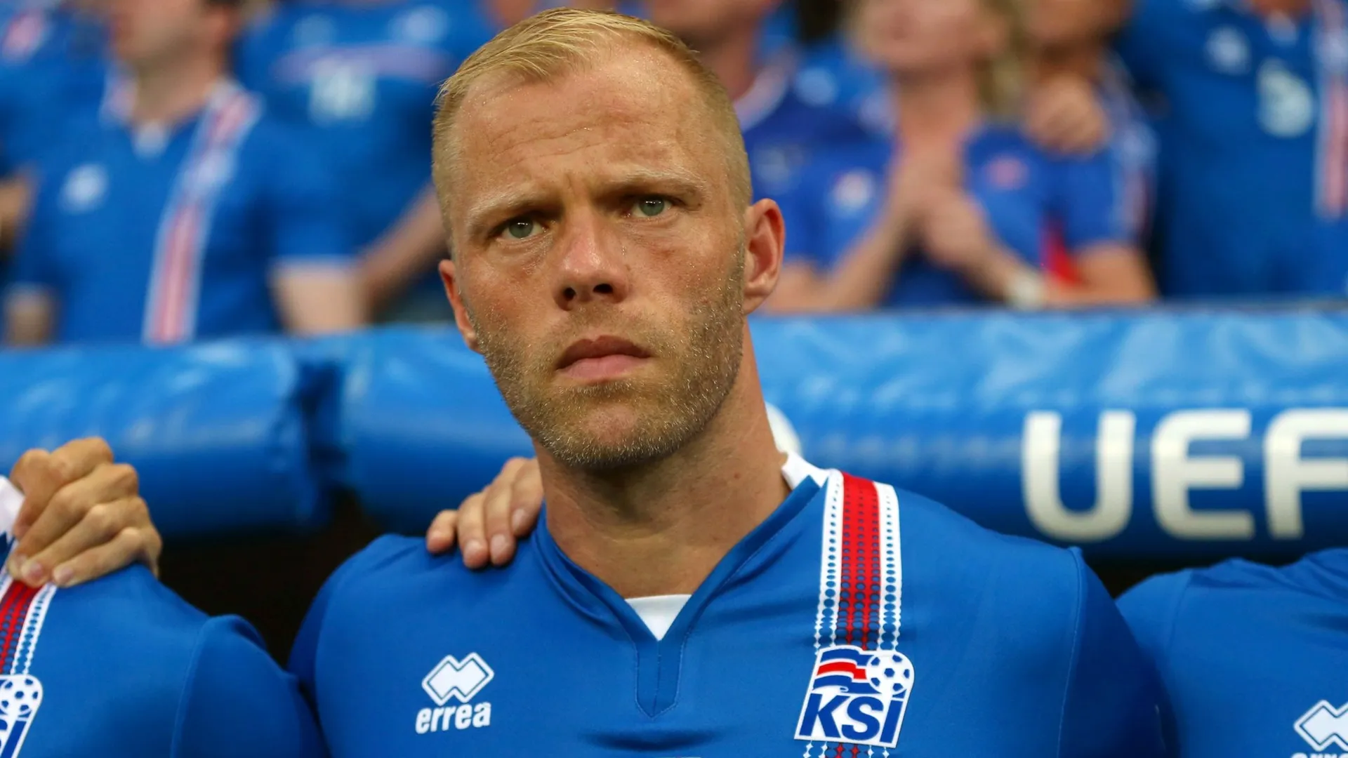 Combina&ccedil;&atilde;o de carismas: Gudjohnsen se oferece para jogar na Chapecoense