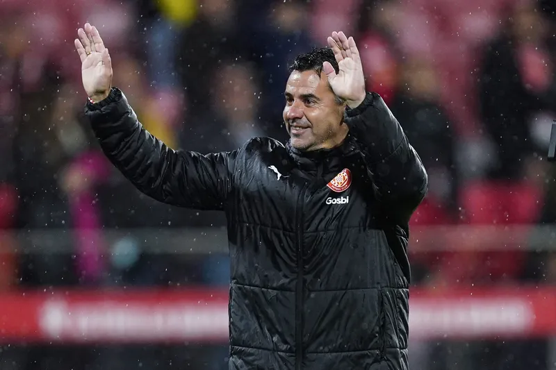 O t&eacute;cnico M&iacute;chel em jogo do Girona