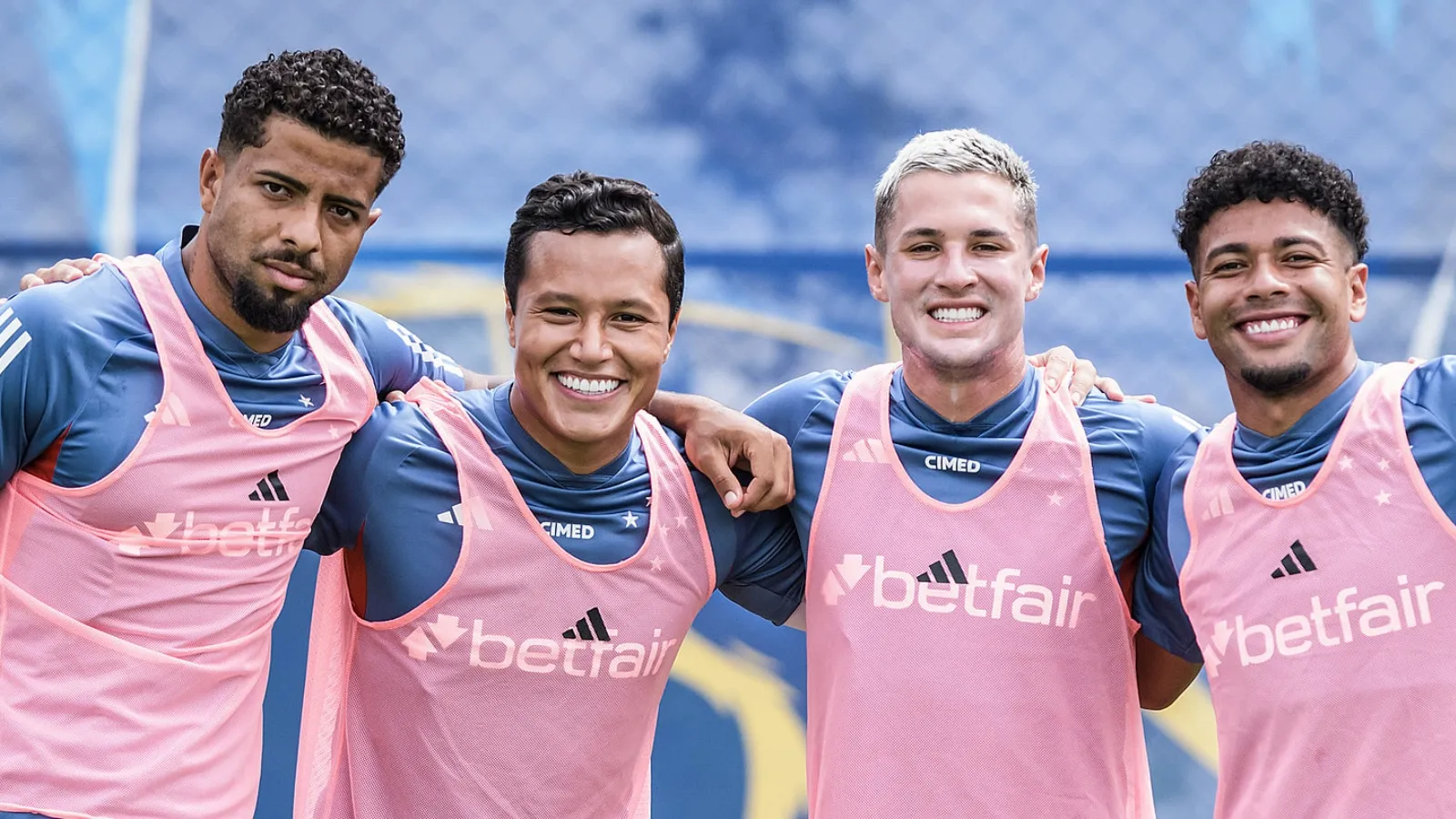 Cruzeiro: quais s&atilde;o as op&ccedil;&otilde;es de Seabra para o lugar de Romero no cl&aacute;ssico?