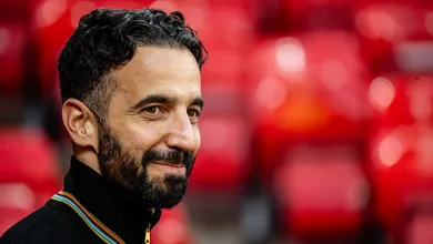 R&uacute;ben Amorim faz pedido incomum aos jogadores em chegada ao Manchester United
