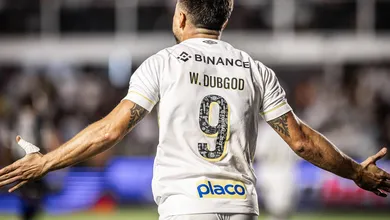 Antigo carrasco, Willian Bigode n&atilde;o tem bom in&iacute;cio no Santos e torcida aguarda oportunidade para Morelos