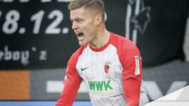 Petersen n&atilde;o para de fazer gols, mas o Freiburg deixou escapar uma vit&oacute;ria que estava na m&atilde;o
