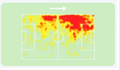 Mapa de calor de Grealish na Premier League de 2022/23, sua melhor pelo Manchester City