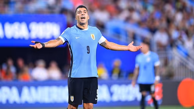 &lsquo;N&atilde;o nos cumprimenta&rsquo;: aposentado da sele&ccedil;&atilde;o, Luis Su&aacute;rez exp&otilde;e bastidores e critica Bielsa