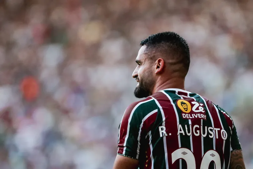 Renato Augusto &eacute; retrato do Fluminense que n&atilde;o d&aacute; certo em 2024 - Foto: LUCAS MER&Ccedil;ON / FLUMINENSE FC