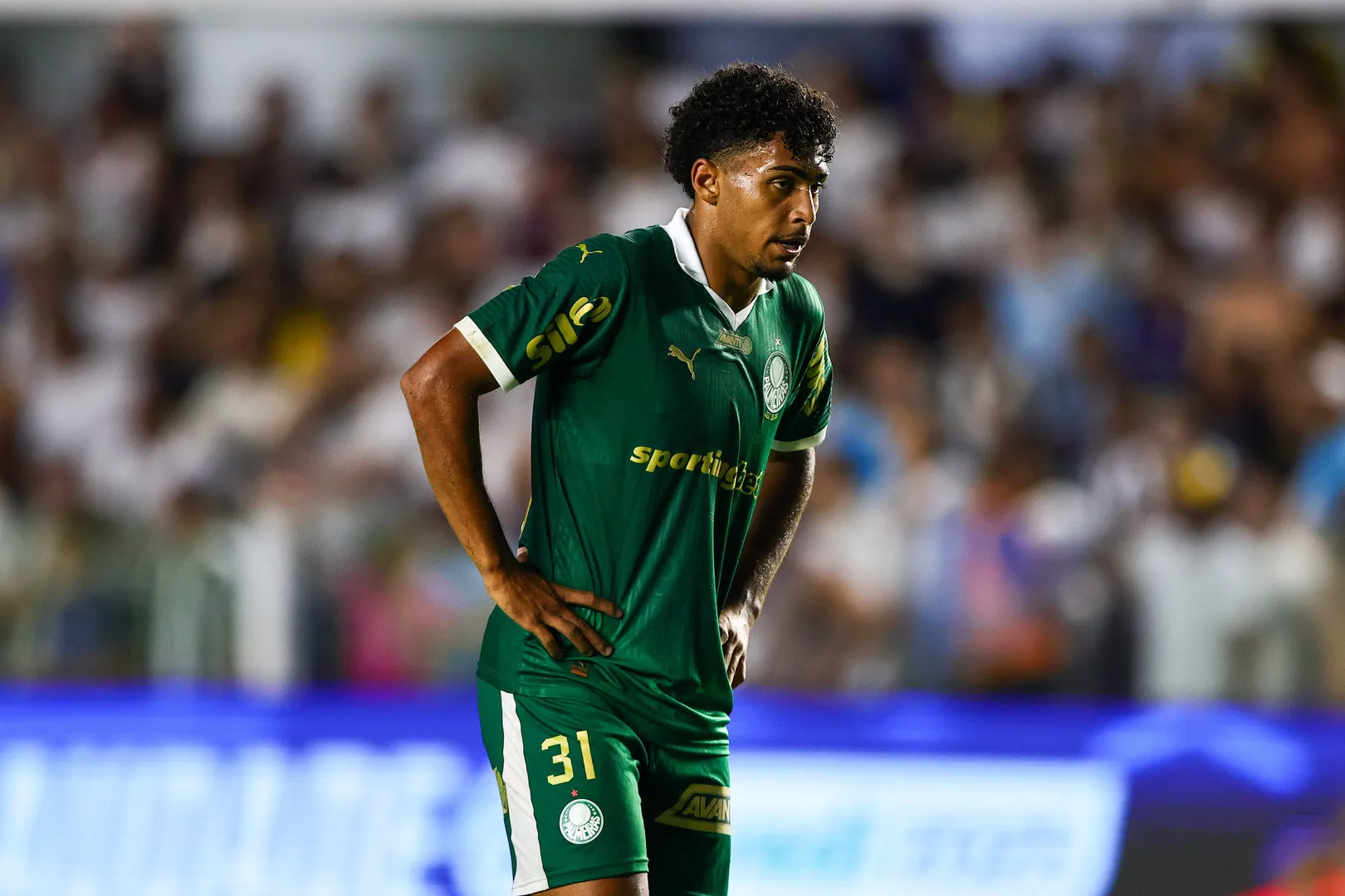 Luighi, do Palmeiras, desabafou ap&oacute;s sofrer racismo na estreia do Verd&atilde;o na Libertadores Sub-20 Foto: (Imago)