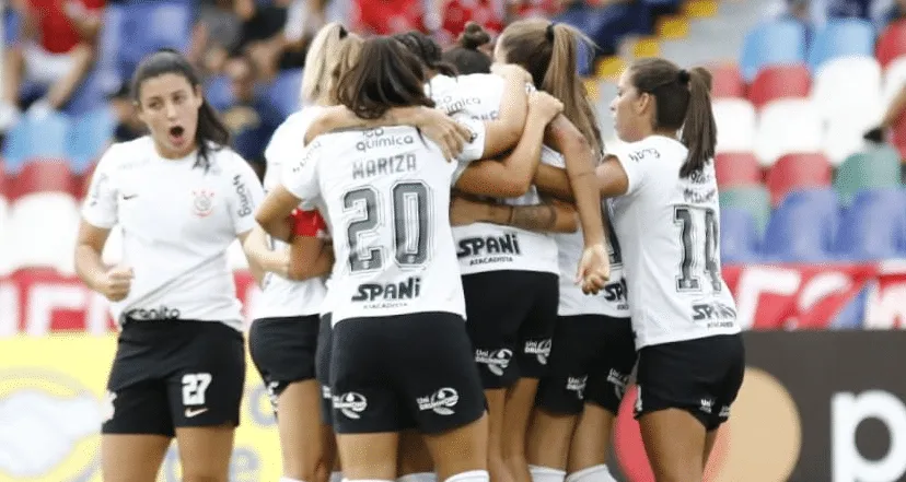 Corinthians superou as amea&ccedil;as para golear o Am&eacute;rica de Cali e avan&ccedil;ar &agrave;s semifinais