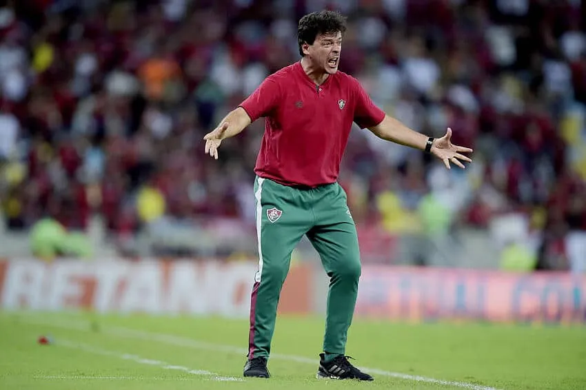 Diniz erra, Fluminense joga mal e perde de pouco do Flamengo no Carioca