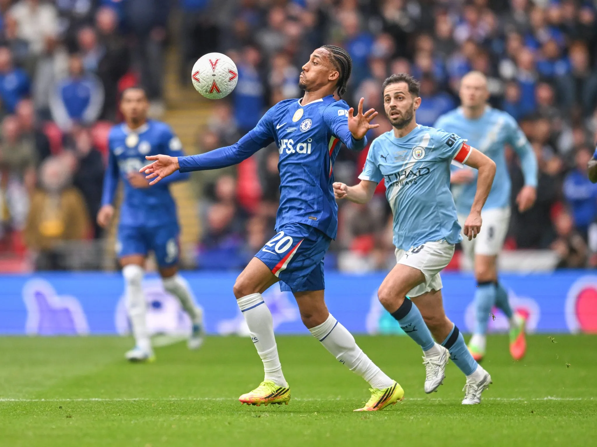 Chelsea incomodou ataque do Manchester City na final da FA Cup 