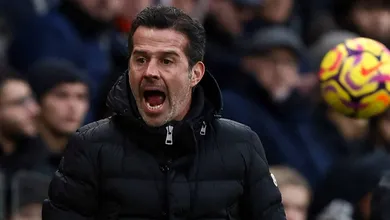&lsquo;Fomos muito passivos no mercado&rsquo;: Clube da Premier League irrita o pr&oacute;prio t&eacute;cnico