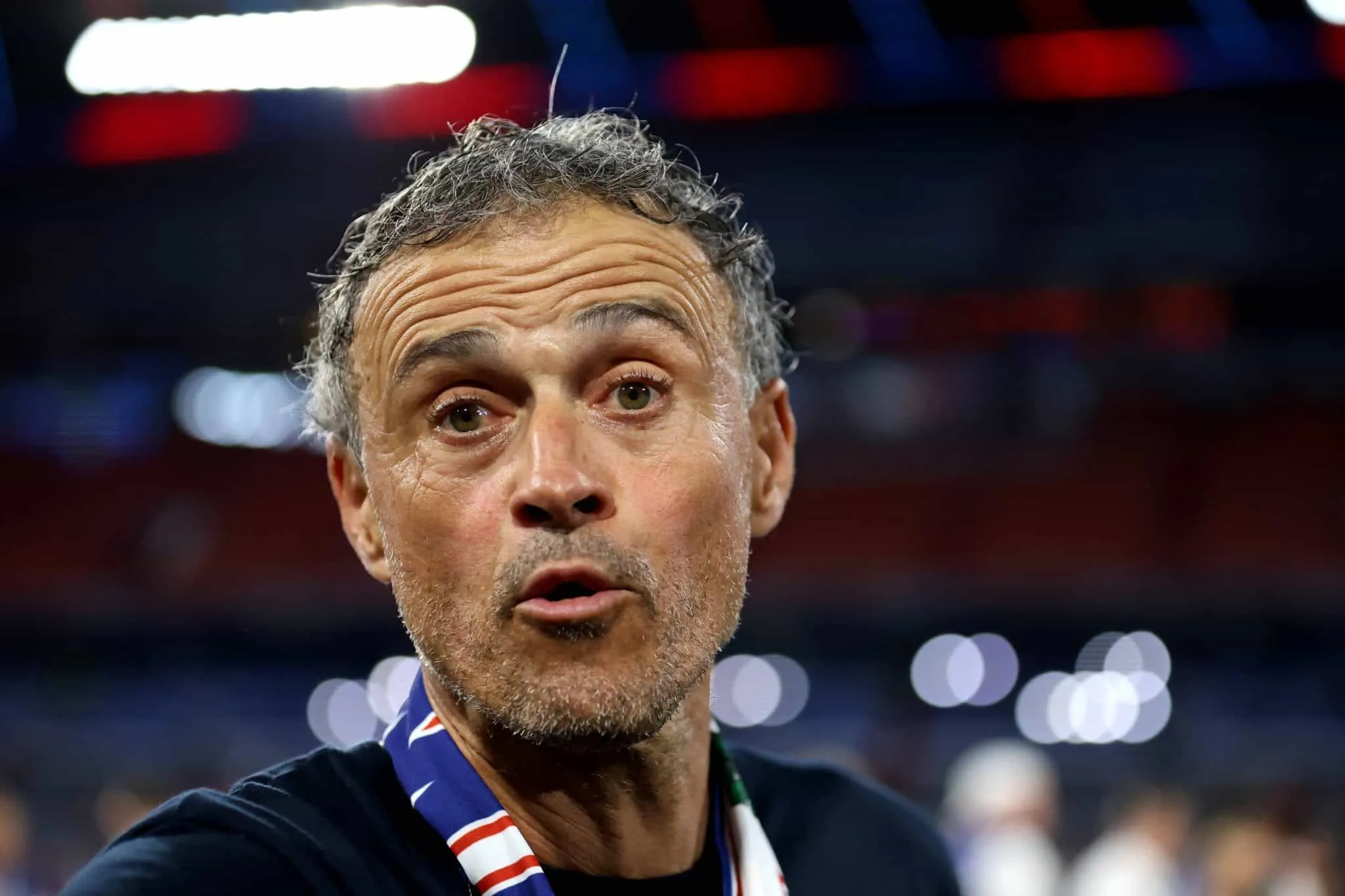 Luis Enrique: &lsquo;O hor&aacute;rio pode ser &oacute;timo para o p&uacute;blico europeu, mas as equipes est&atilde;o sofrendo&rsquo;