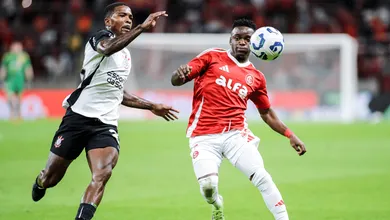 Manter Cac&aacute; era trag&eacute;dia anunciada para o Corinthians, s&oacute; Dorival n&atilde;o quis ver