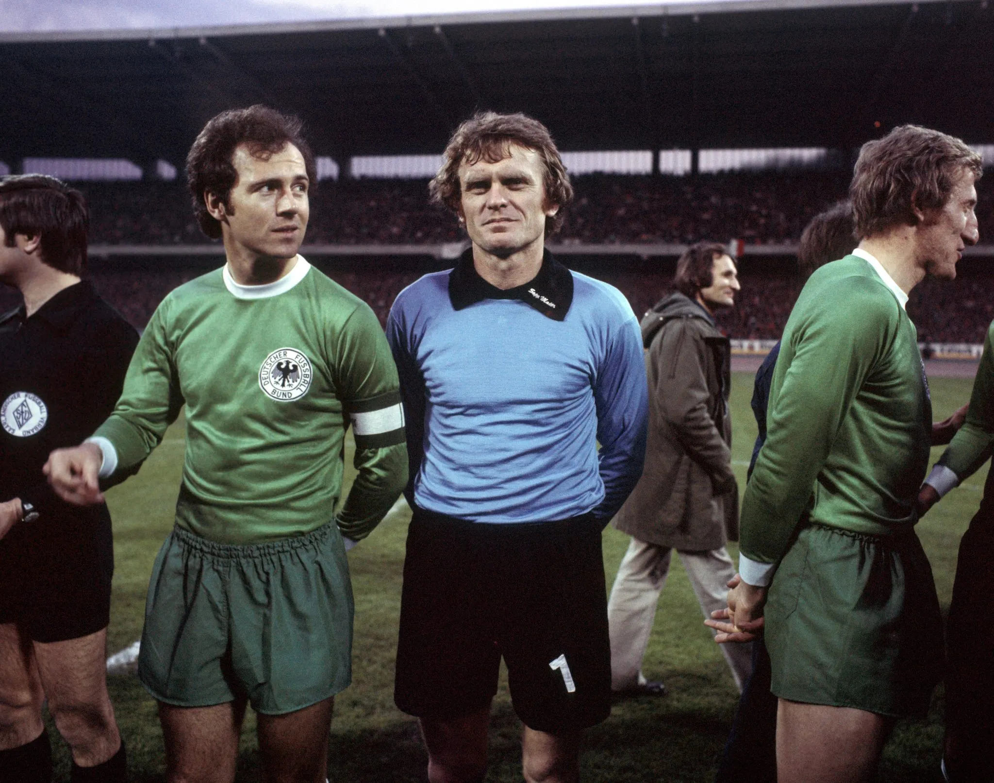Franz Beckenbauer e Sepp Maier pela Alemanha Ocidental, em 1977 (Foto: Imago/Kicker/Eissner)