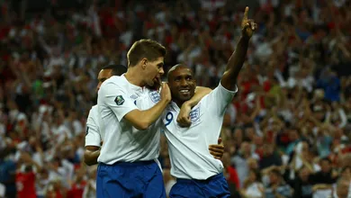 Defoe x Weah, experi&ecirc;ncia x juventude: Rangers e Celtic se refor&ccedil;am na acirrada disputa do Escoc&ecirc;s