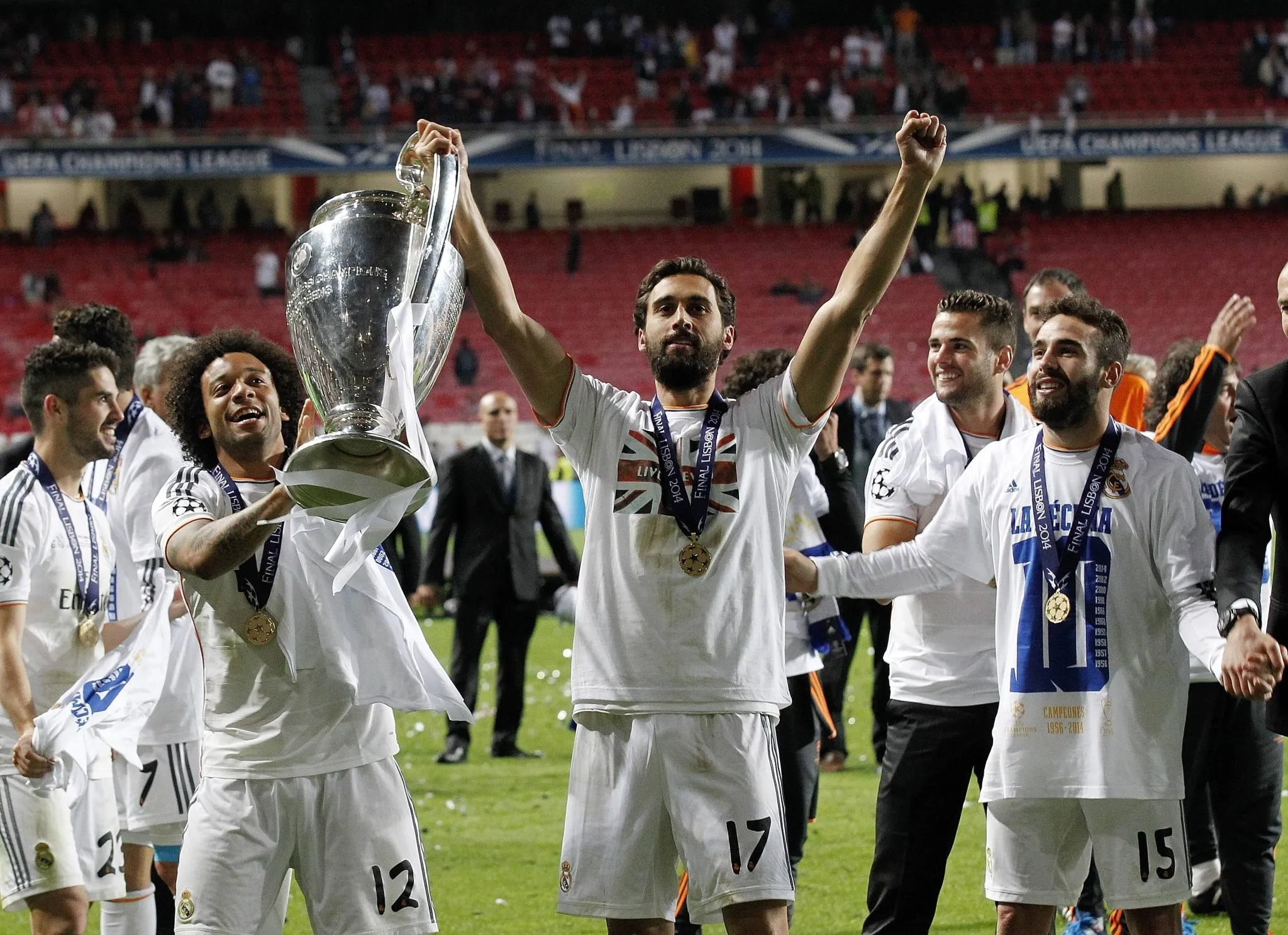 Marcelo, &Aacute;lvaro Arbeloa e Dani Carvajal erguem t&iacute;tulo da Champions League pelo Real Madrid em 2014 (Foto: Imago/Avanti)
