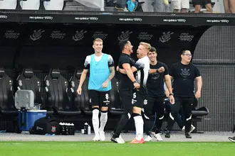 Preparador que previu gol do Corinthians tem sido elo entre Ram&oacute;n Di&aacute;z e jogadores
