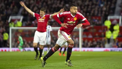 A aposta em Lingard rendeu a vit&oacute;ria, mas Manchester United ainda joga pouco futebol