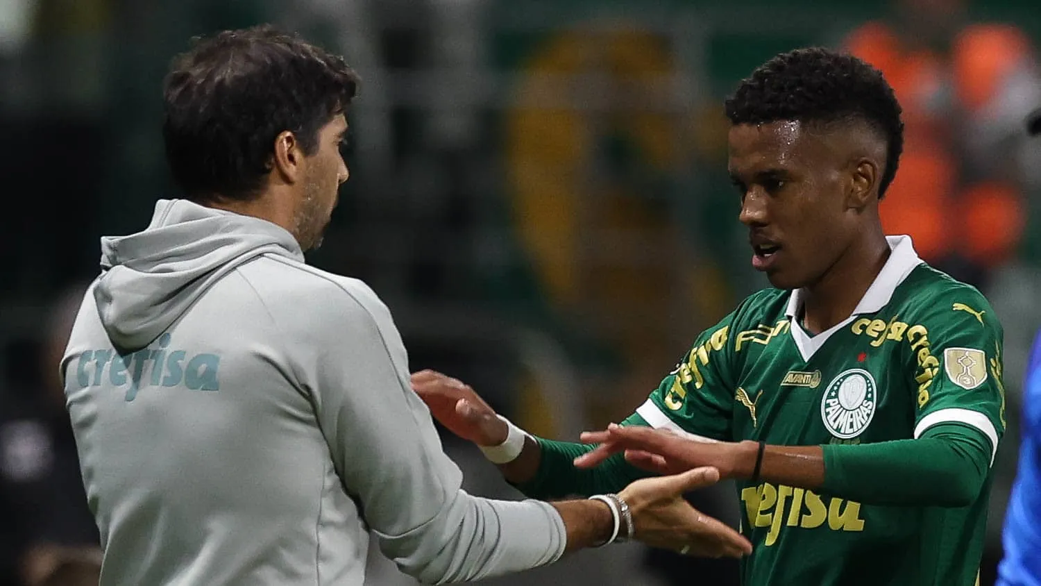 Est&ecirc;v&atilde;o some, Palmeiras faz mist&eacute;rio e testa ideias conflitantes para pegar Flamengo