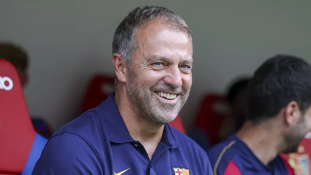 Al&eacute;m de nome da Sele&ccedil;&atilde;o, Barcelona tamb&eacute;m mira zagueiro brasileiro da Premier League