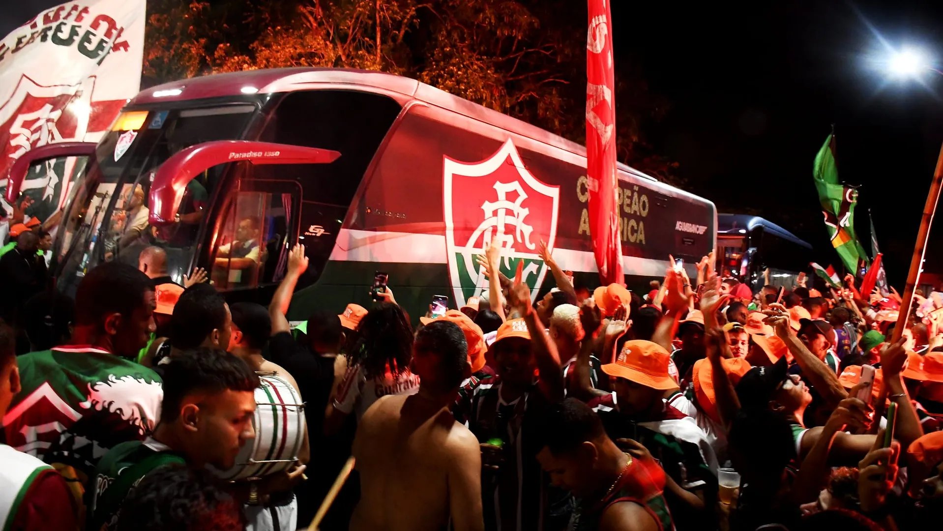 Fluminense embarcou para o Mundial de Clubes nesta ter&ccedil;a (12), e mira t&iacute;tulo da competi&ccedil;&atilde;o - Foto: Mailson Santana/Fluminense FC