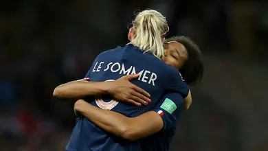 Duas vit&oacute;rias em duas rodadas: Fran&ccedil;a supera erro de Renard e vence a Noruega