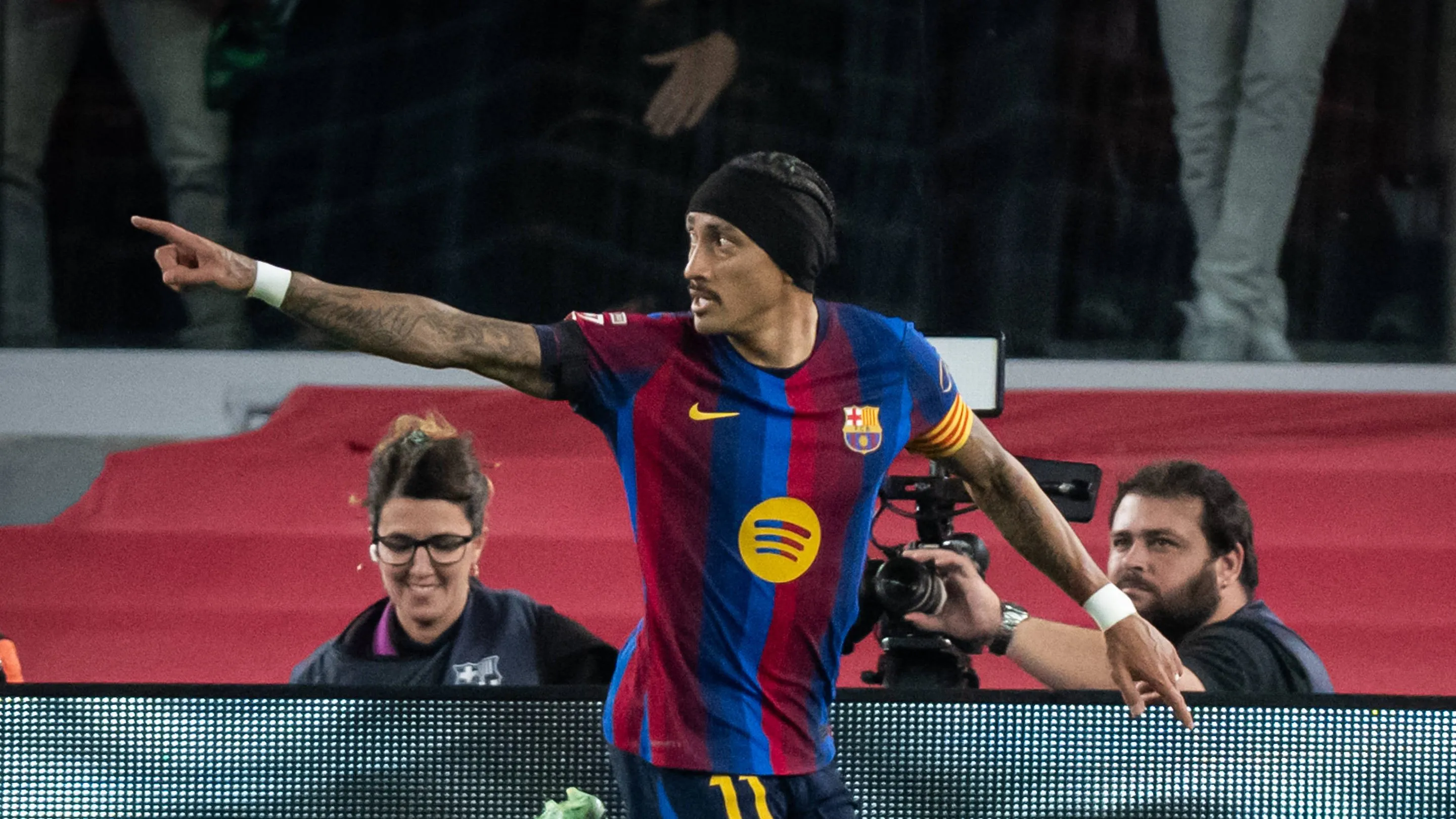 Barcelona se recupera e dá show com assinatura de parceiro ideal para novo Raphinha