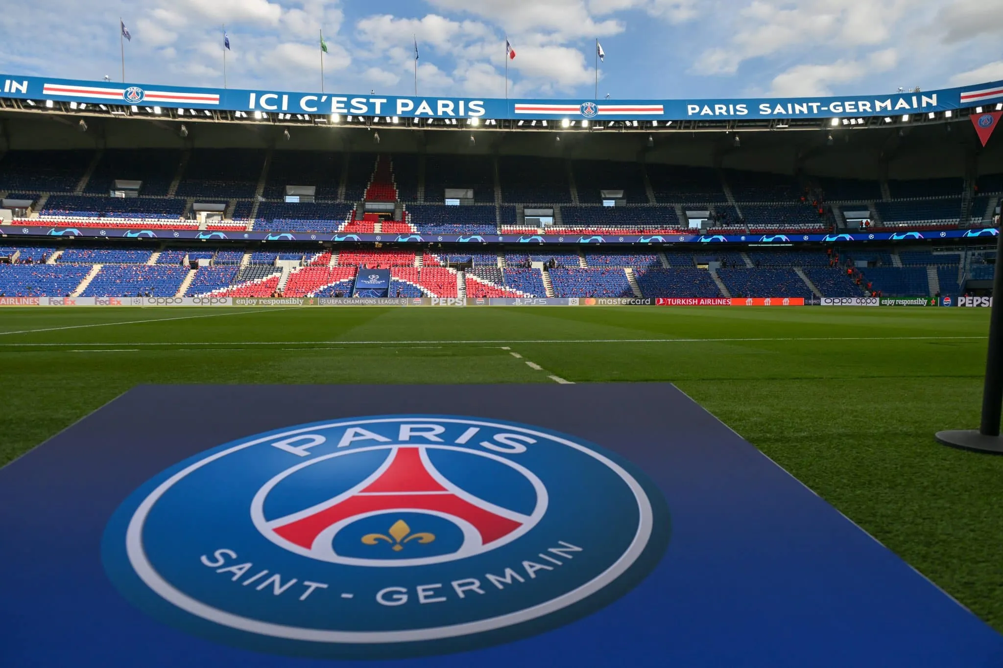 &lsquo;Guerra&rsquo; com prefeitura faz PSG abandonar Parque dos Pr&iacute;ncipes