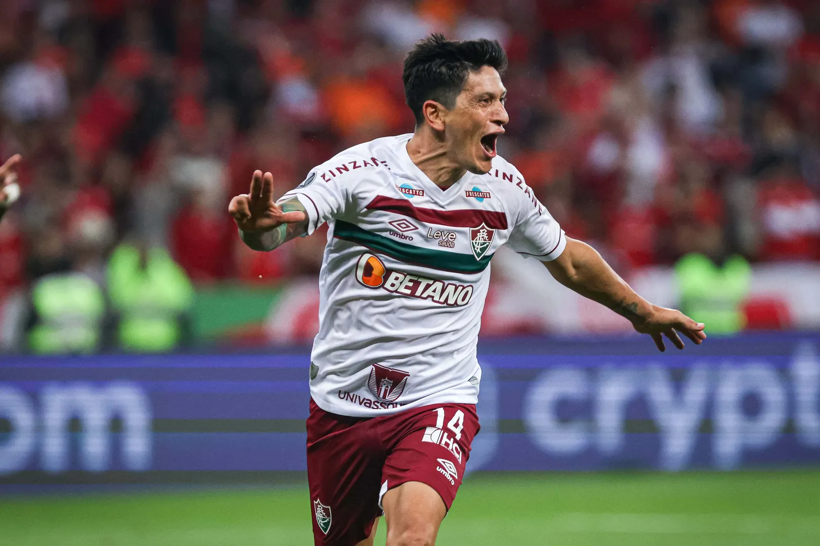 Cano foi her&oacute;i na virada &eacute;pica forjada pelo Fluminense sobre o Inter na Libertadores - Foto: Icon Sport