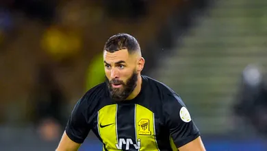Em baixa na Ar&aacute;bia Saudita, Benzema volta a Madri