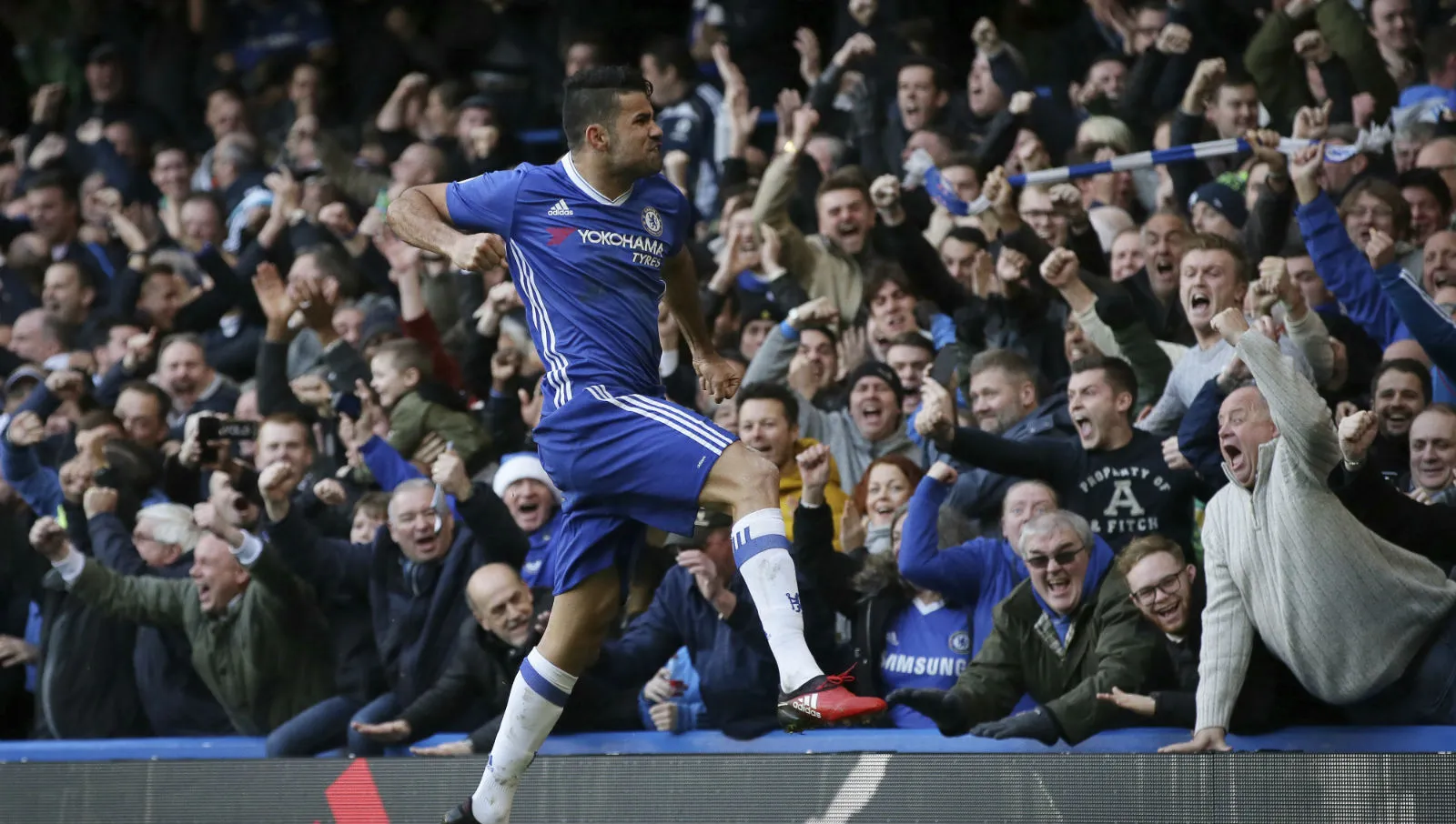 A fase fulminante de Diego Costa segue em frente e mant&eacute;m o Chelsea firme na lideran&ccedil;a