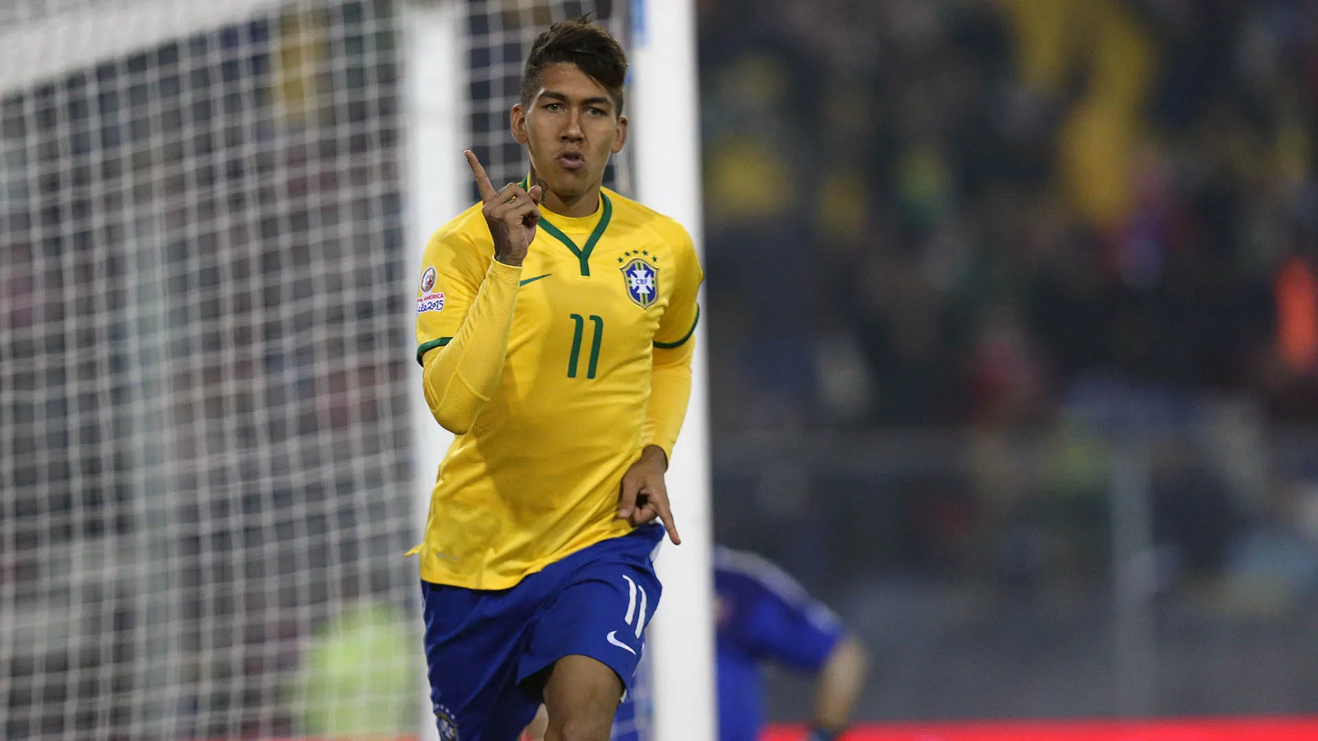 Roberto Firmino tem potencial para substituir Sterling e tornar o Liverpool at&eacute; melhor