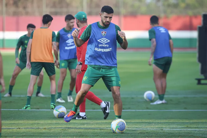 Ign&aacute;cio &eacute; o favorito para jogar ao lado de Thiago Silva contra o Bragantino - Foto: MARCELO GON&Ccedil;ALVES / FLUMINENSE FC