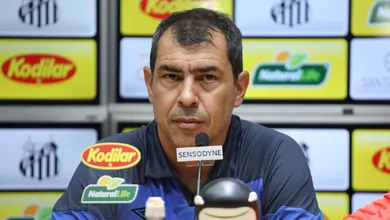 &lsquo;N&atilde;o merecemos ganhar o jogo&rsquo;: Carille desaprova atua&ccedil;&atilde;o do Santos no empate com o Mirassol