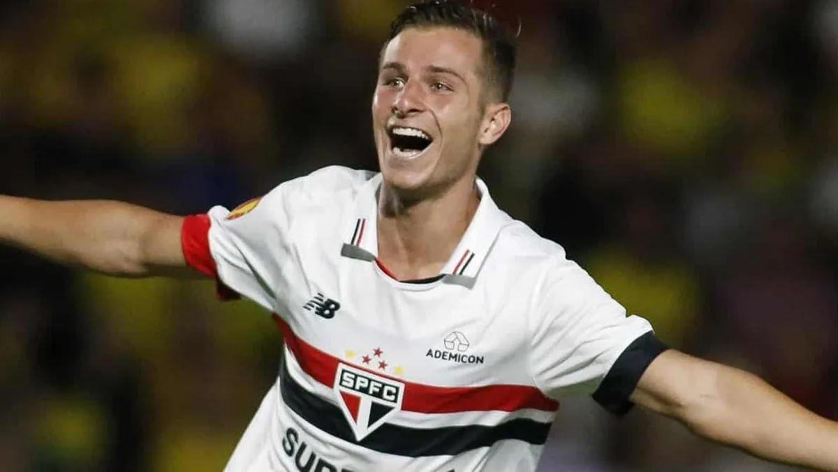 Boca e Rosario Central disputam contrata&ccedil;&atilde;o de Galoppo; veja o que pensam jogador e S&atilde;o Paulo