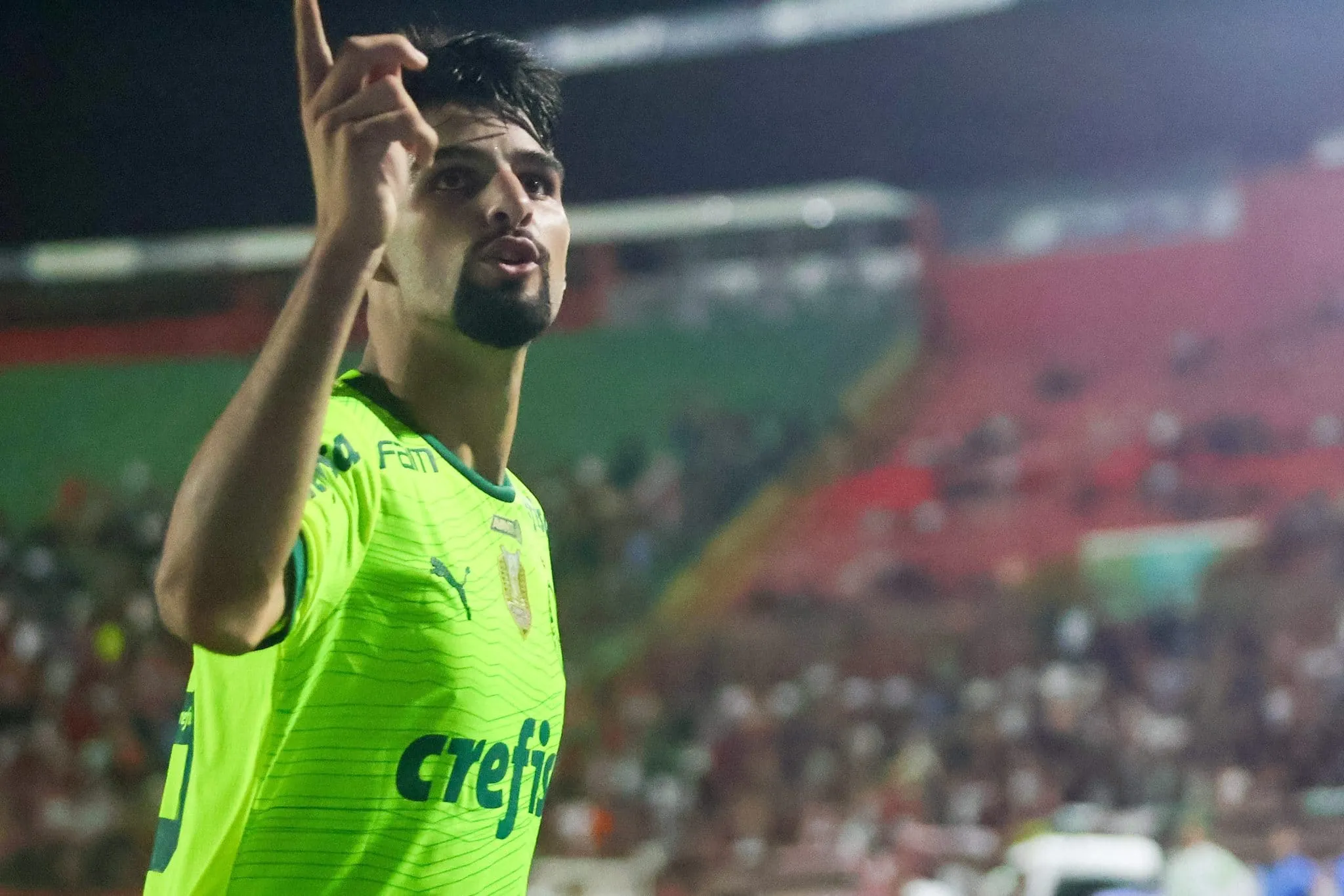 Com mais um de Flaco L&oacute;pez, Palmeiras vence a Portuguesa e se arma para buscar revanche no Choque-Rei