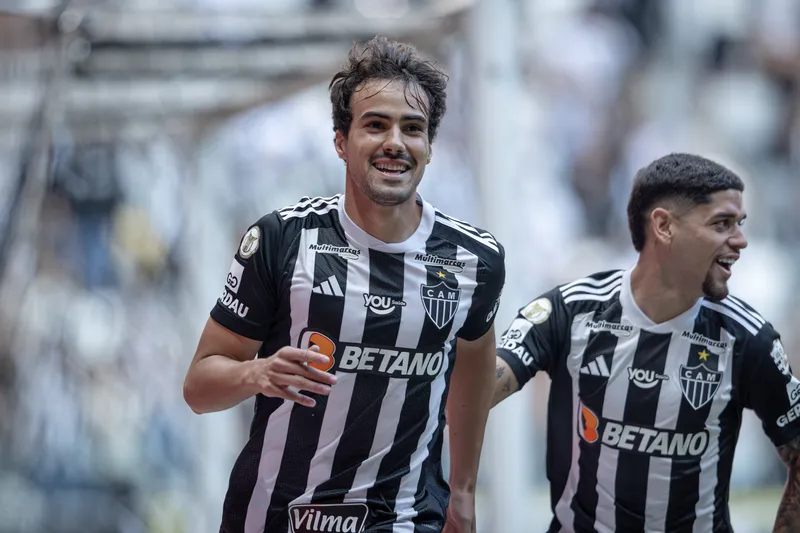 Igor Gomes celebra gol pelo Atl&eacute;tico