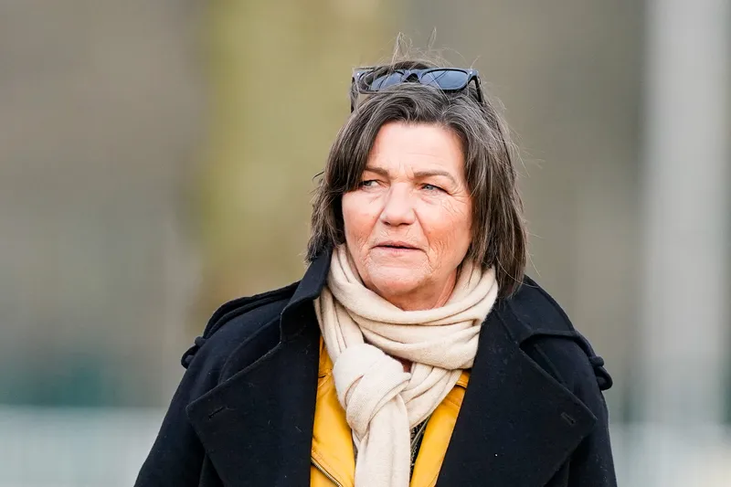 V&eacute;ronique, m&atilde;e de Rabiot