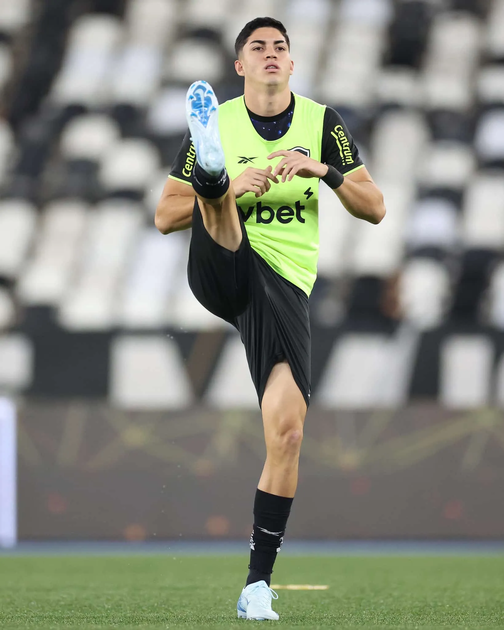 Jair no aquecimento do do Botafogo