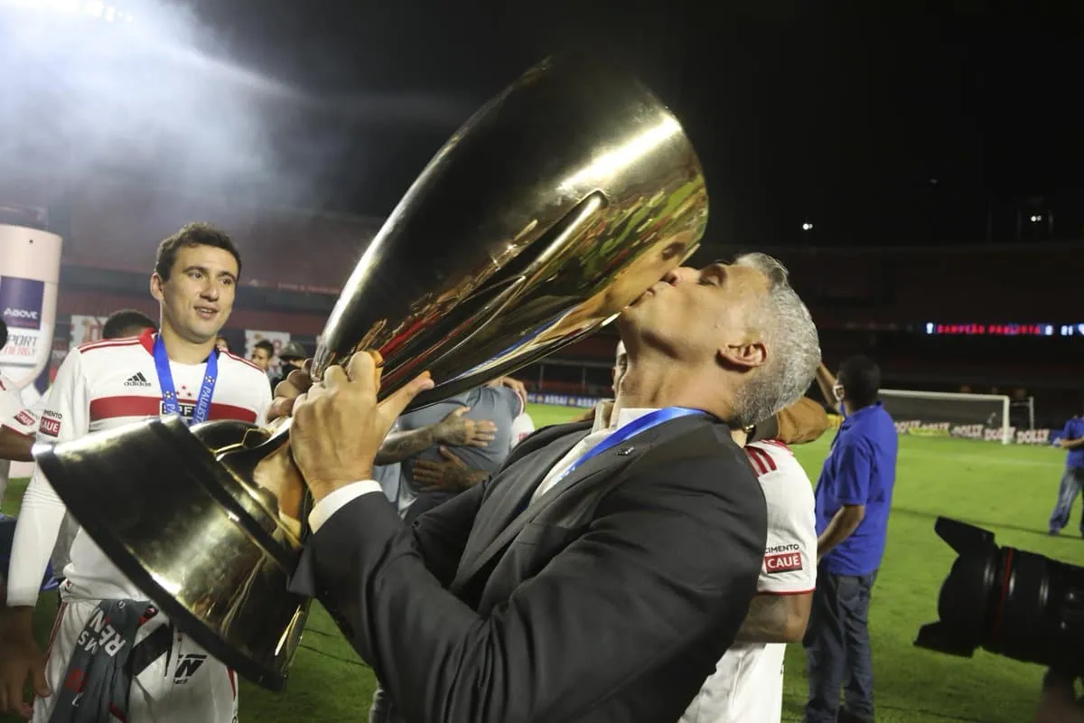 Hern&aacute;n Crespo foi campe&atilde;o paulista com o S&atilde;o Paulo em 2021