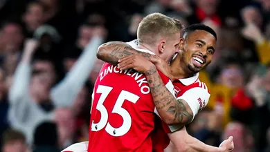Arsenal n&atilde;o demorou a reagir e derrotou o amontoado de jogadores do Chelsea com tranquilidade