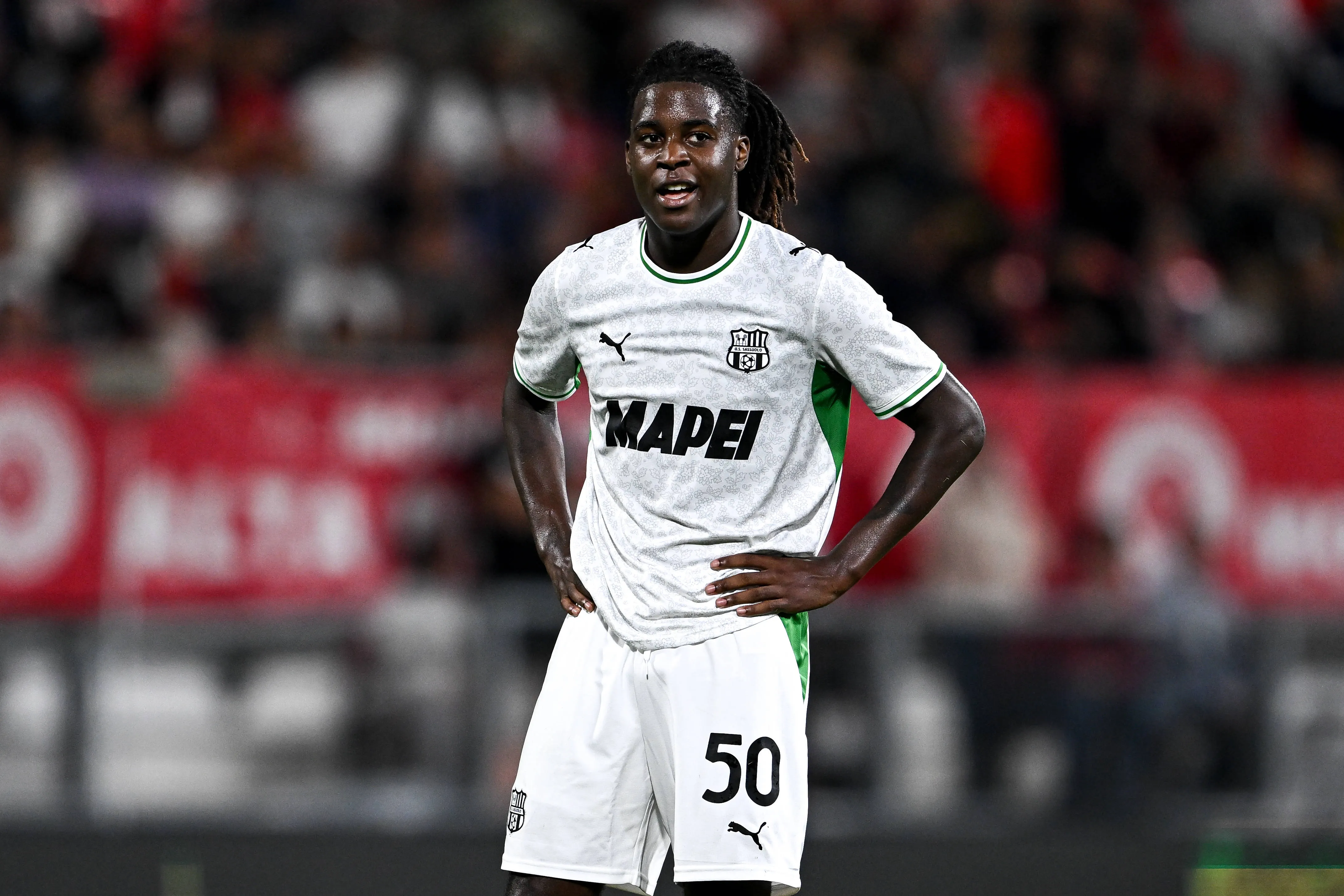 Darryl Bakola, destaque do Sassuolo (Foto: Imago/Gribaudi/ImagePhoto)