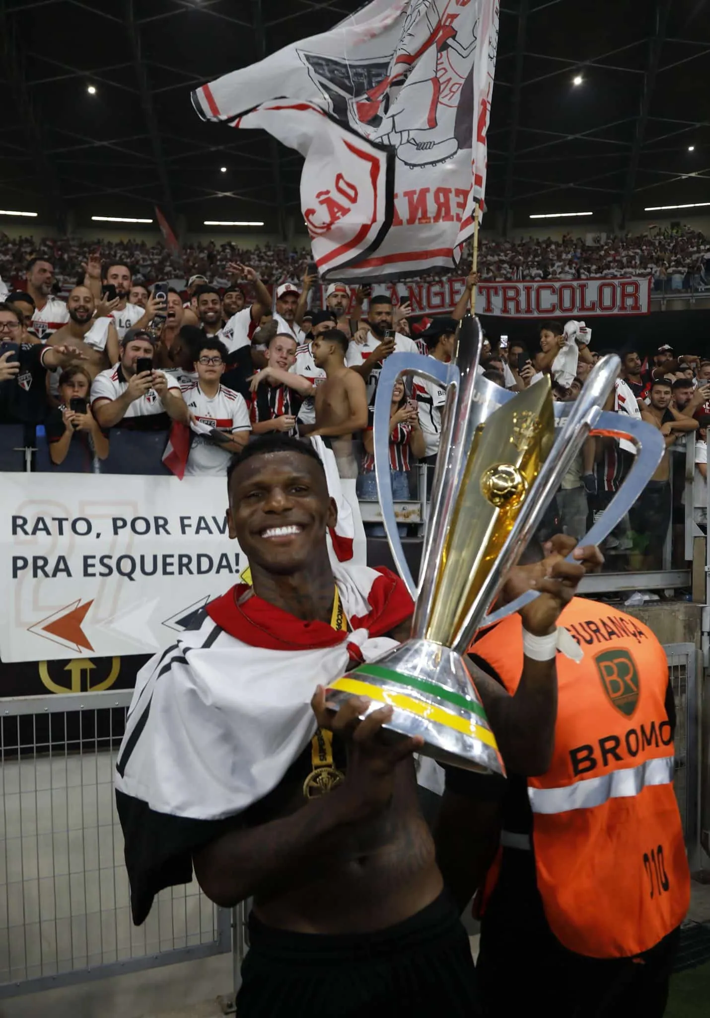Entenda por que novo contrato de Arboleda com o S&atilde;o Paulo&nbsp;&eacute;&nbsp;hist&oacute;rico